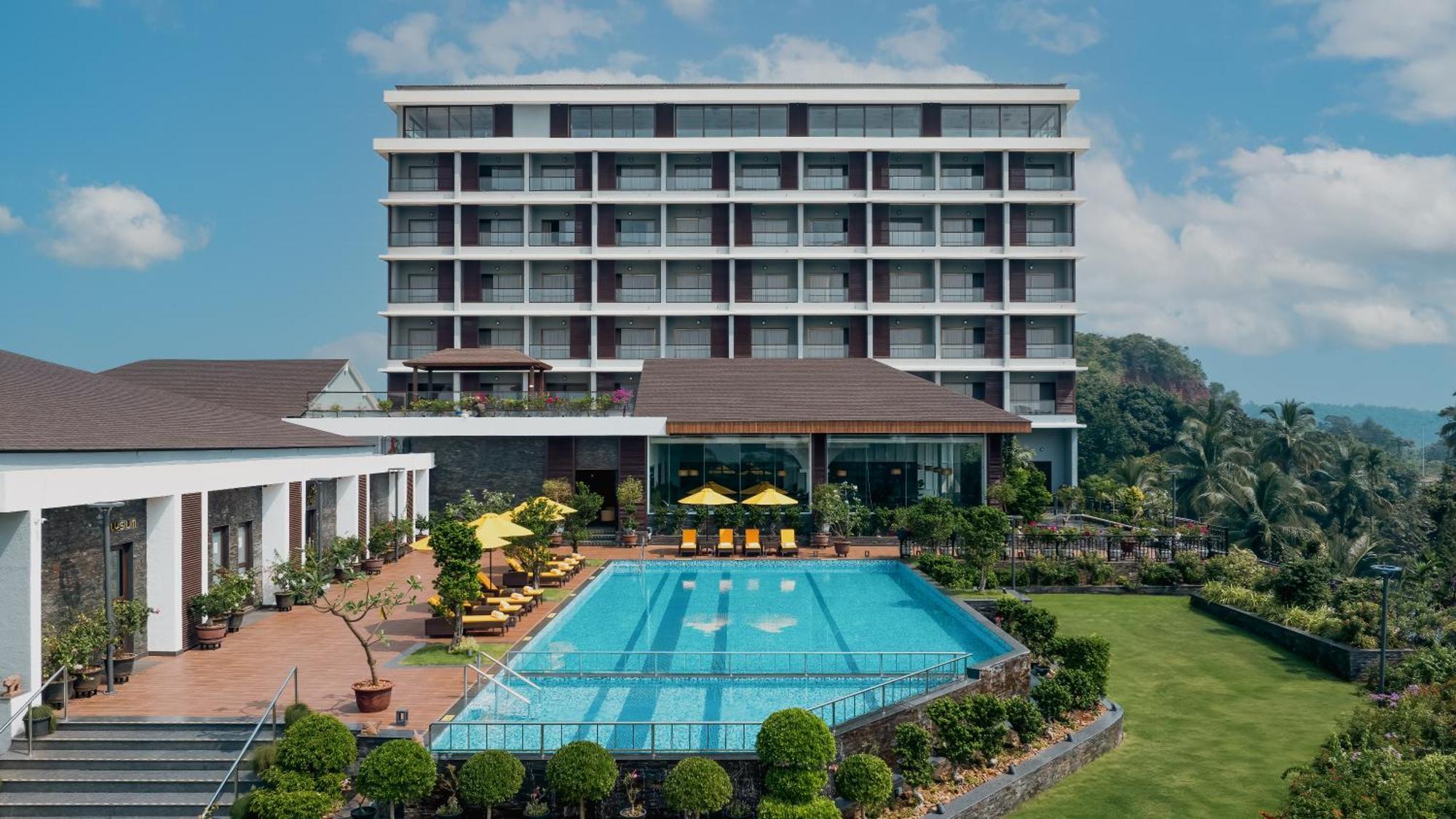 Cloud9 Sarovar Premiere Palomen Goa Palolem Exterior photo